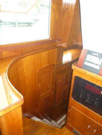 Galley stair to State Stern rooms.jpg (93674 bytes)