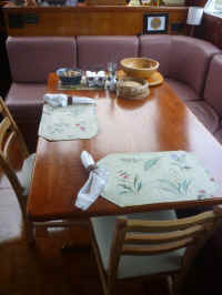 Galley table and seating area.jpg (90908 bytes)