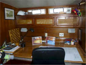 Mid ship State rm as office 2.jpg (285635 bytes)